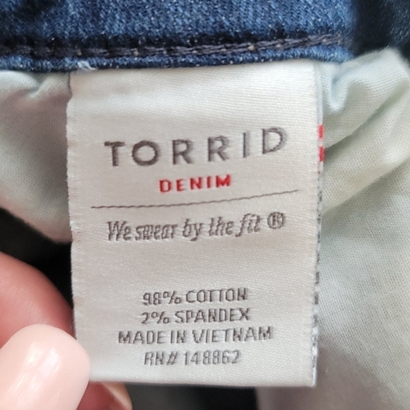 🔵 2 for $40 🔵 TORRID PLUS SIZE HIGH RISE DENIM JEAN - 18XS - Picture 14 of 15